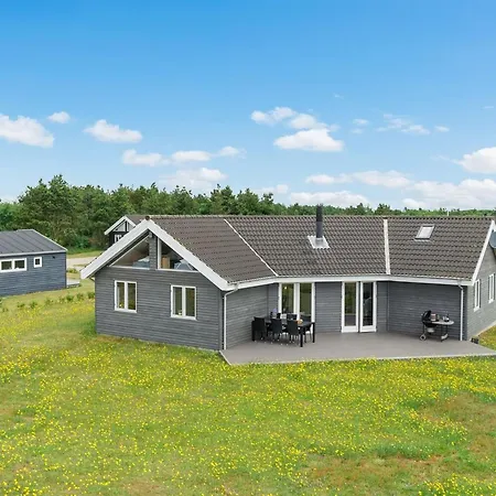 Karmen - 300m To The Fjord By Interhome Feriehus